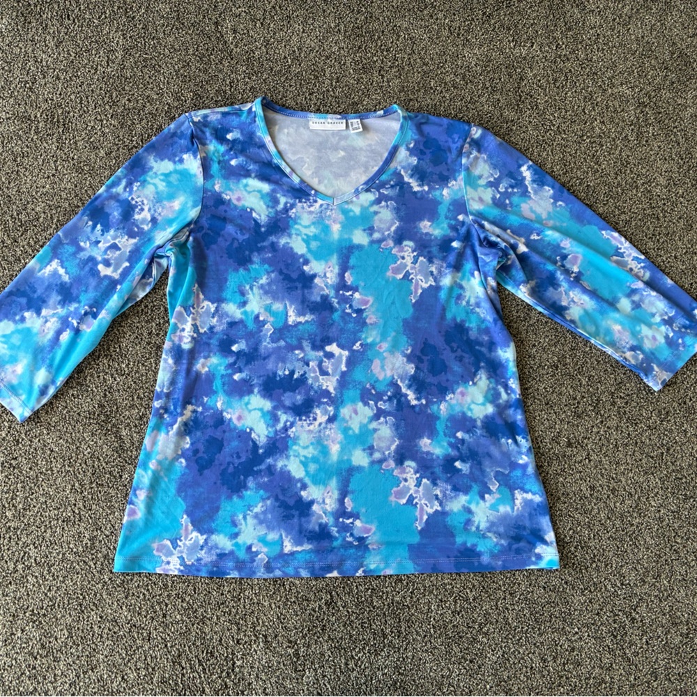 FINAL SALE 4/19/26 Susan Graver Women’s Blue Tie Dye Pattern Top, Size Medium